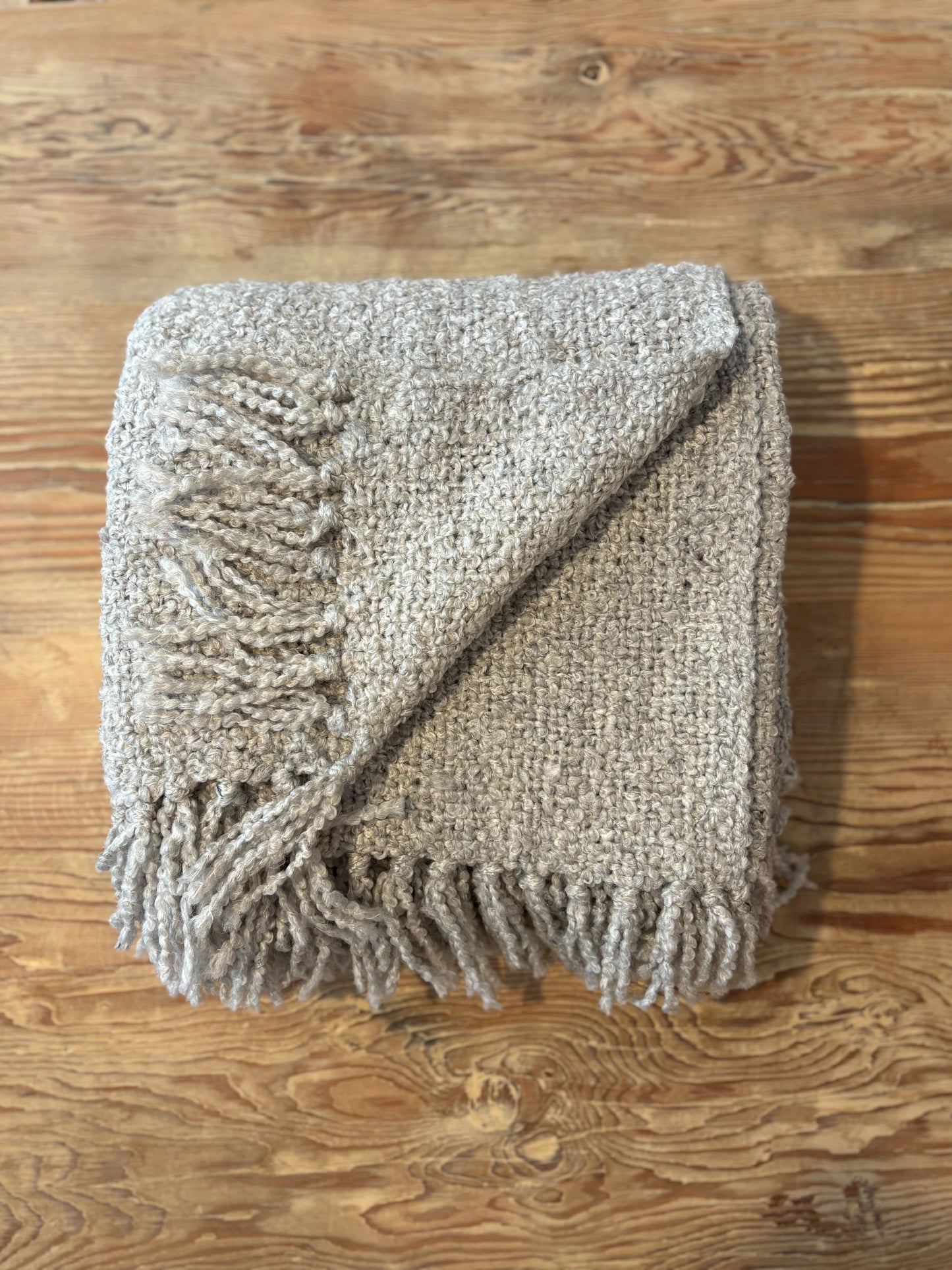 Boucle Indoor/Outdoor Throw
