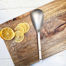 Load image into Gallery viewer, Sabre Ivory Flatware
