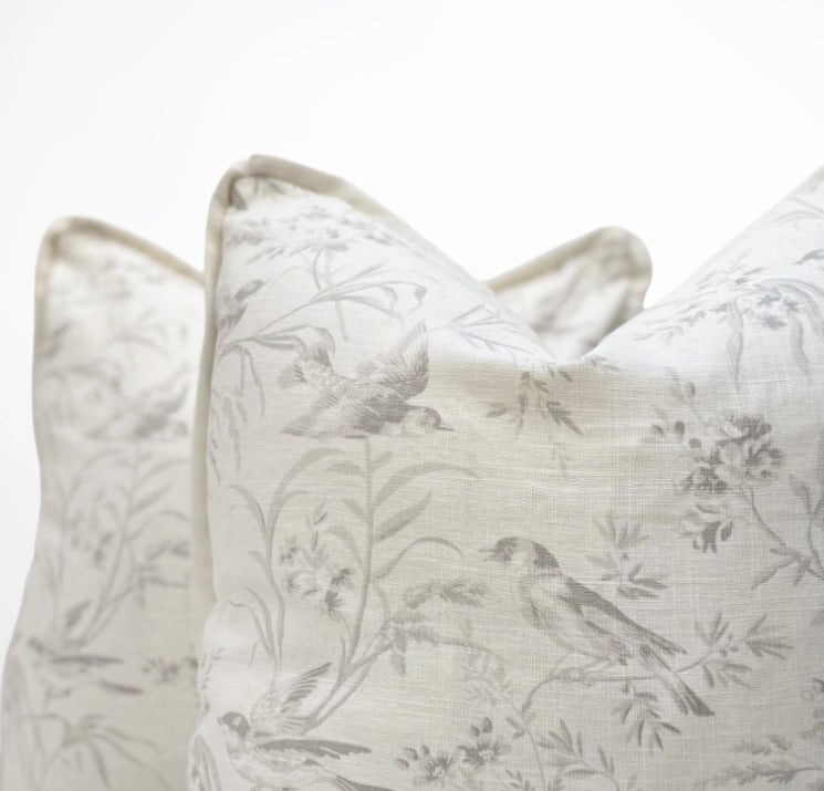 Carolyn Pillow