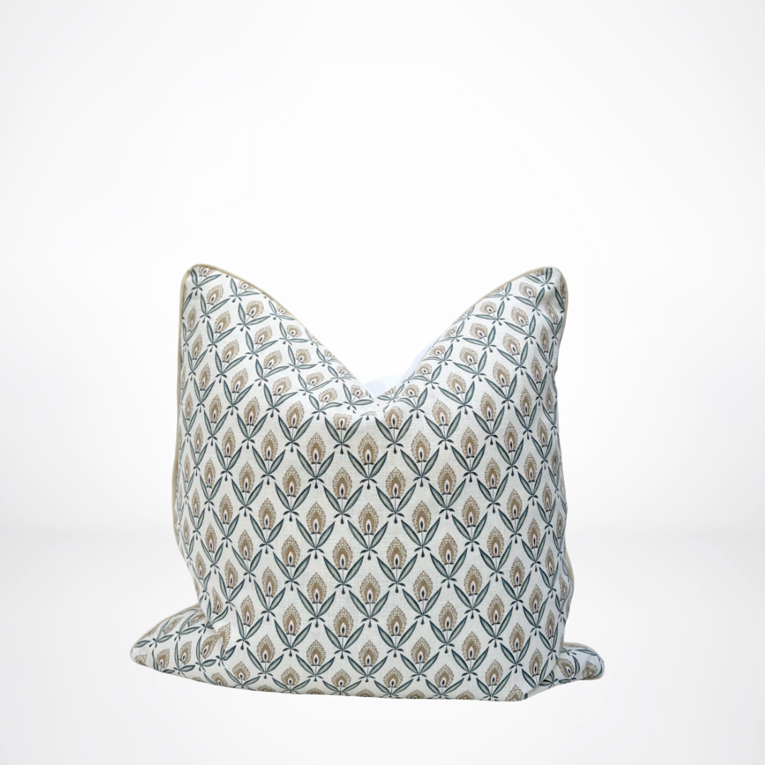 Belle Plume Pillow
