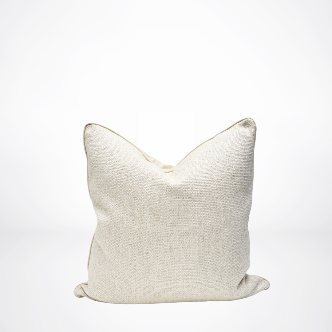 Manon Pillow