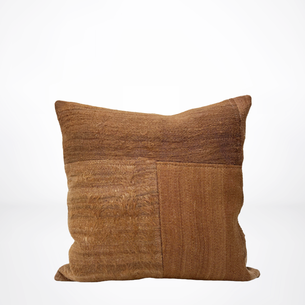 The Breton Pillow