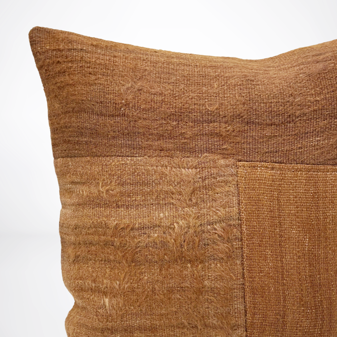 The Breton Pillow