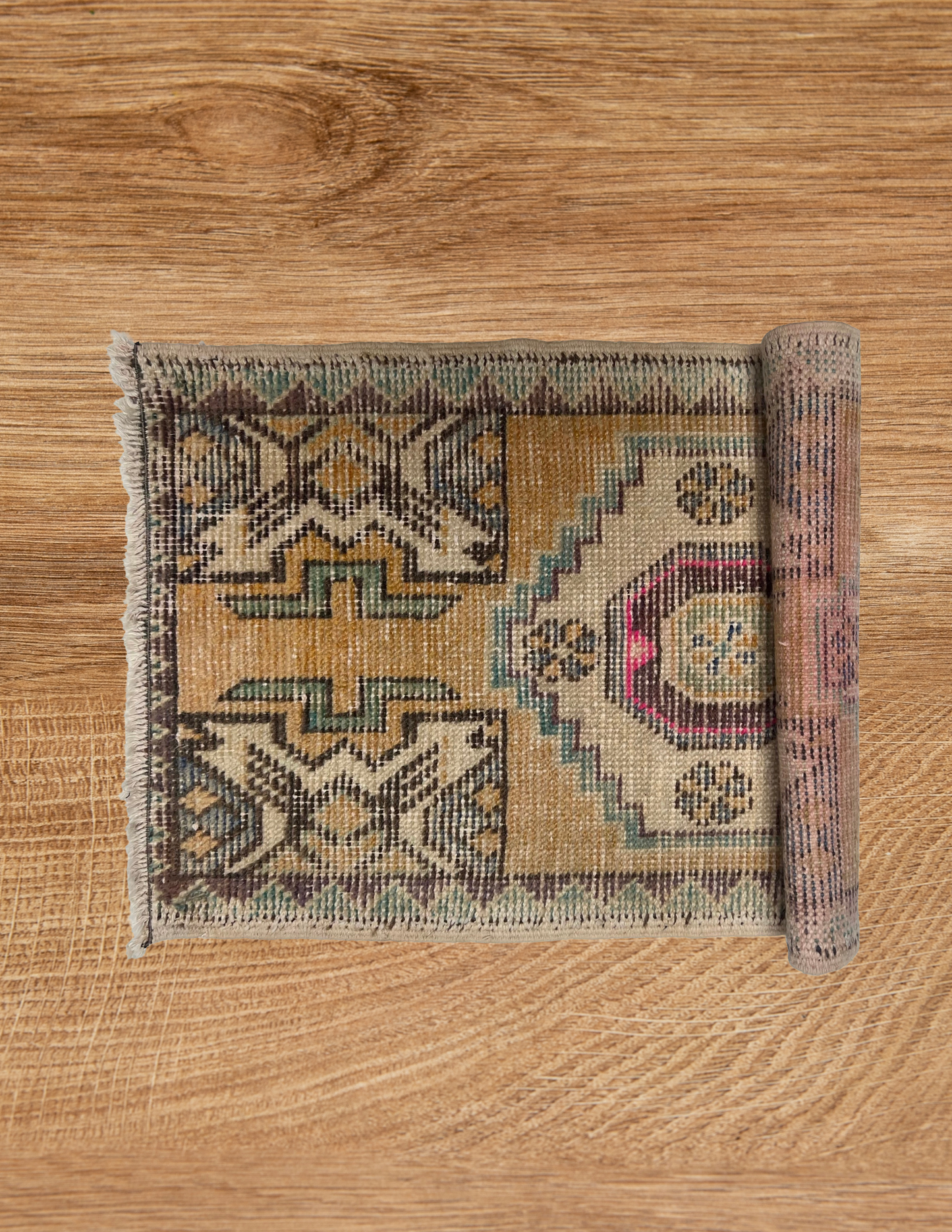 Daisy Jones Turkish Rug