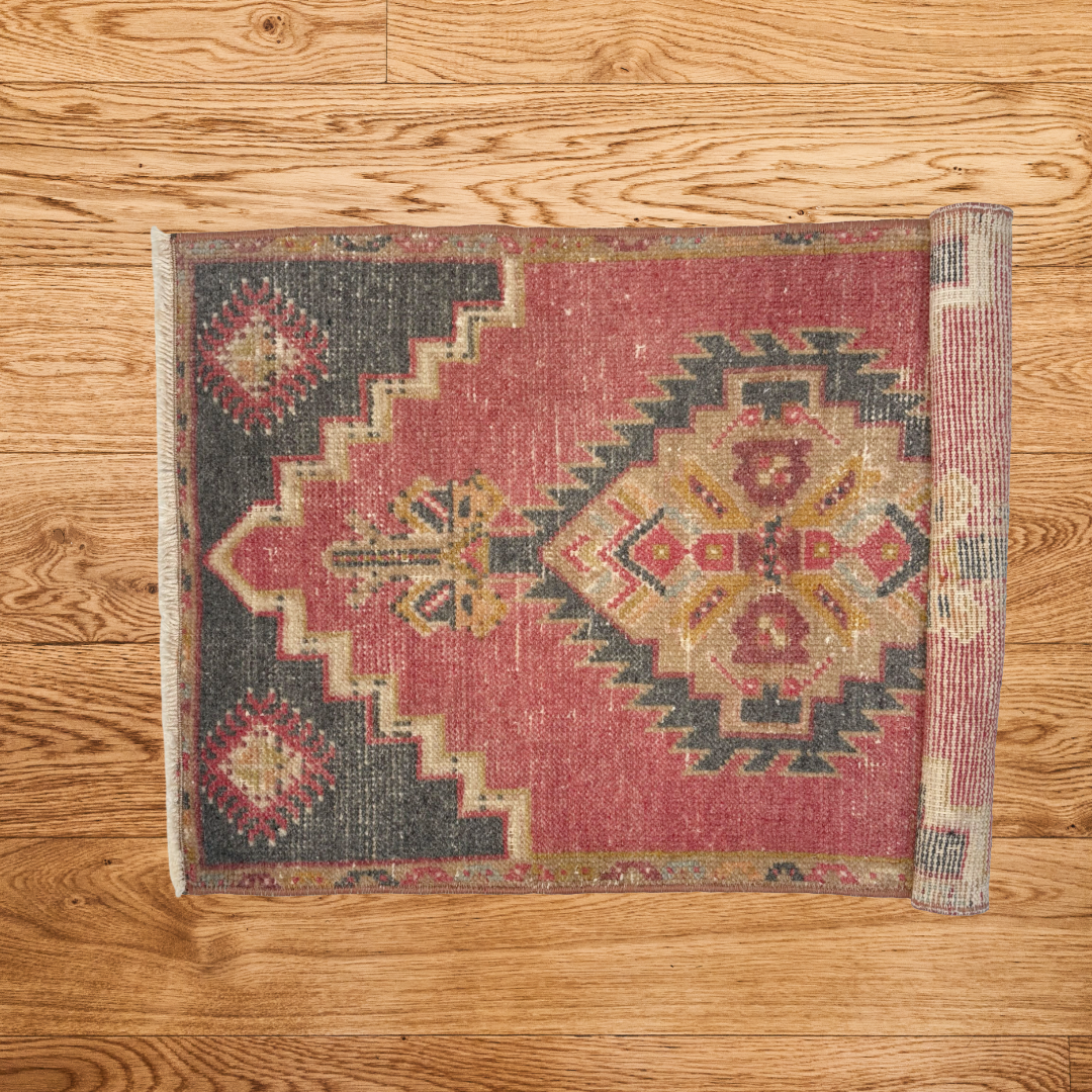 Abigail Vintage Area Rug