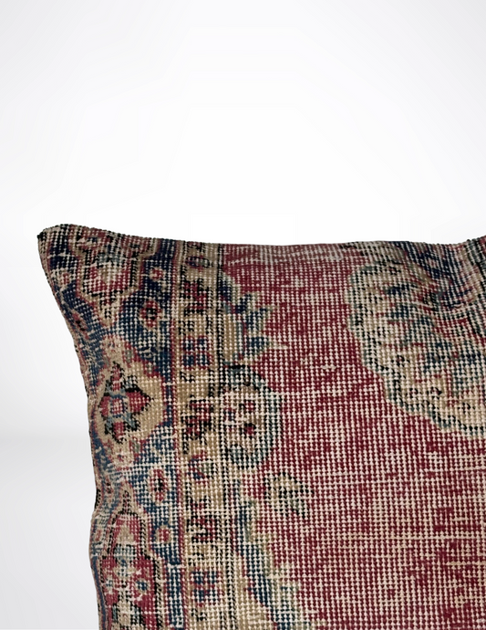 Flora Vintage Rug Pillow