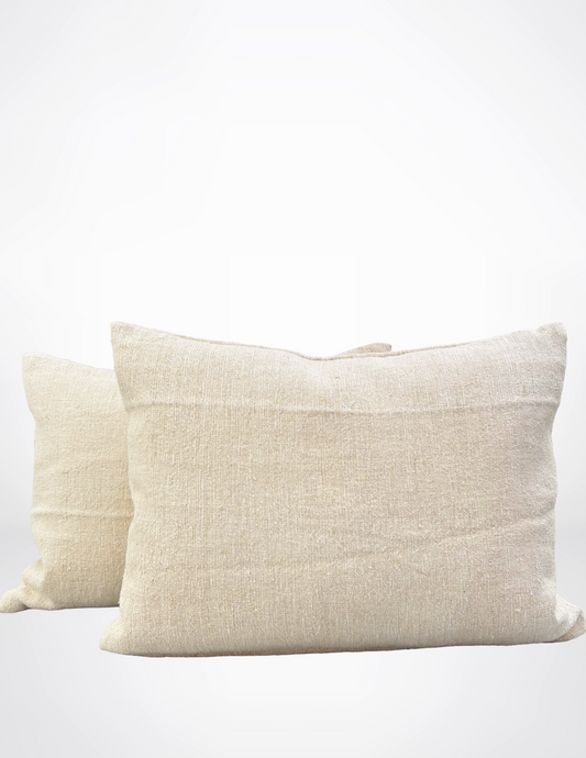 Off White Grain Sac Pillow