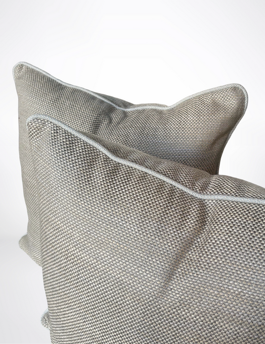 Romano Pillow