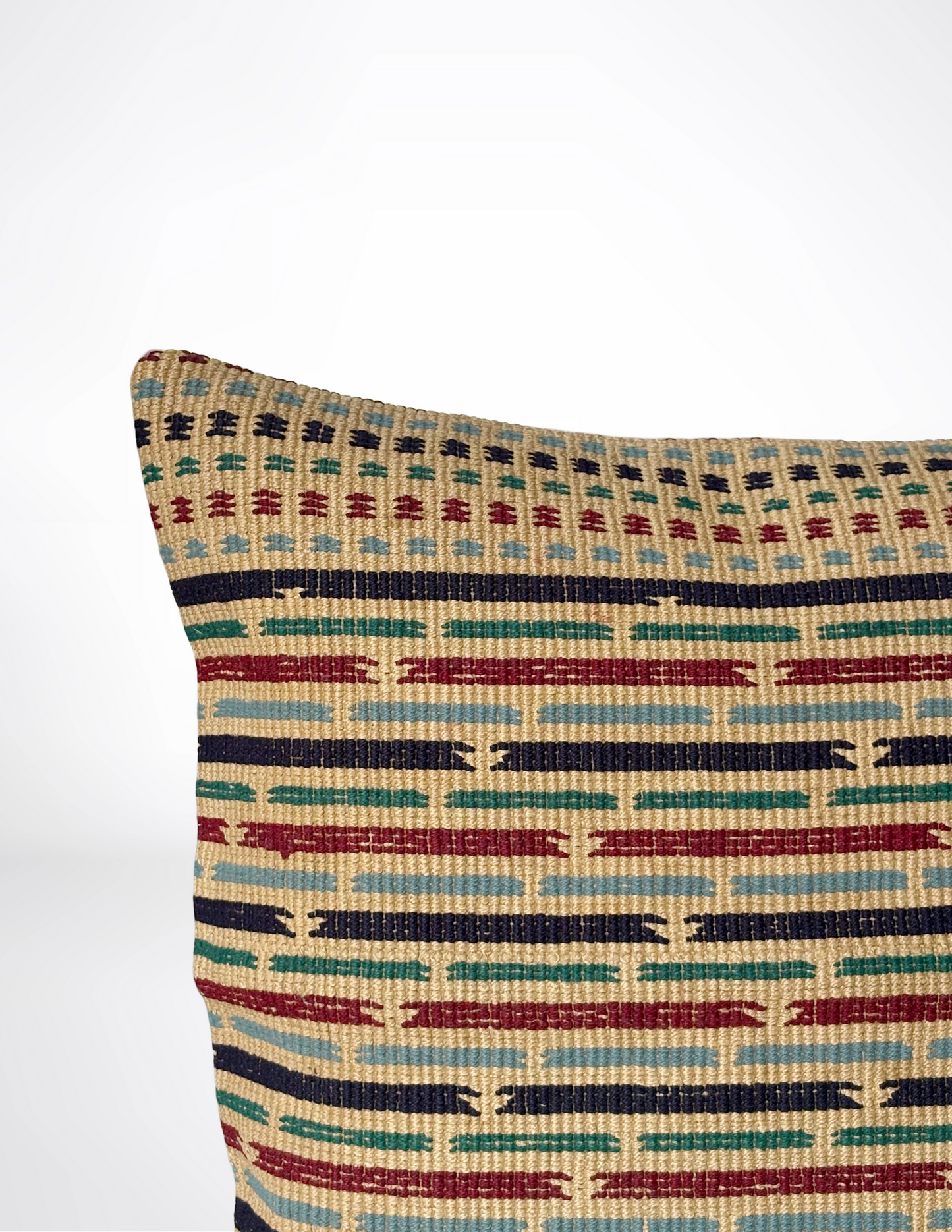 Lars Vintage Rug Pillow