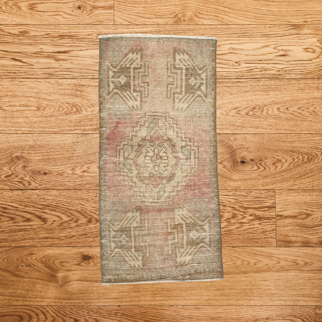 Mira Vintage Rug