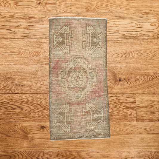 Mira Vintage Rug
