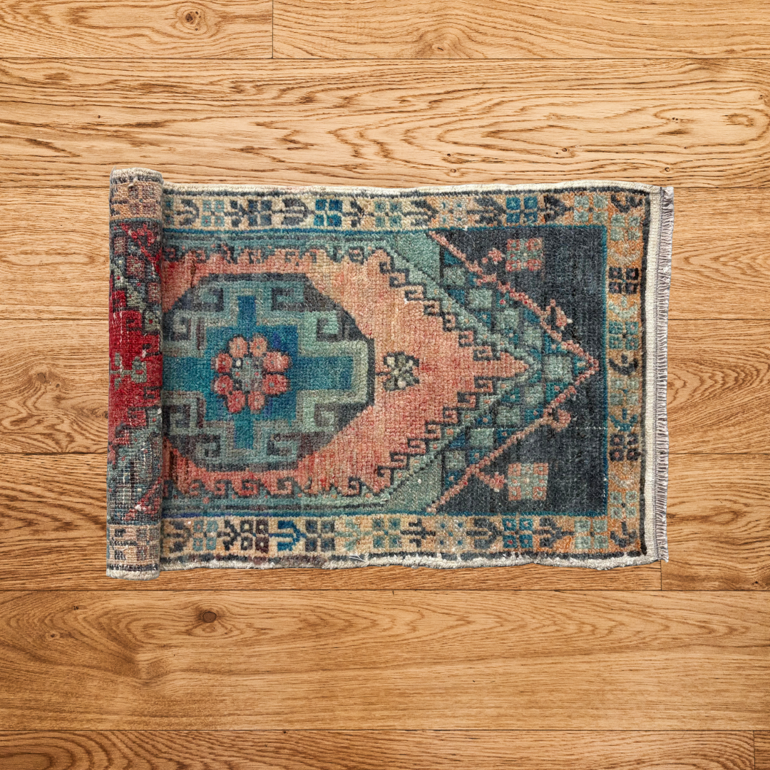Agnes Vintage Area Rug
