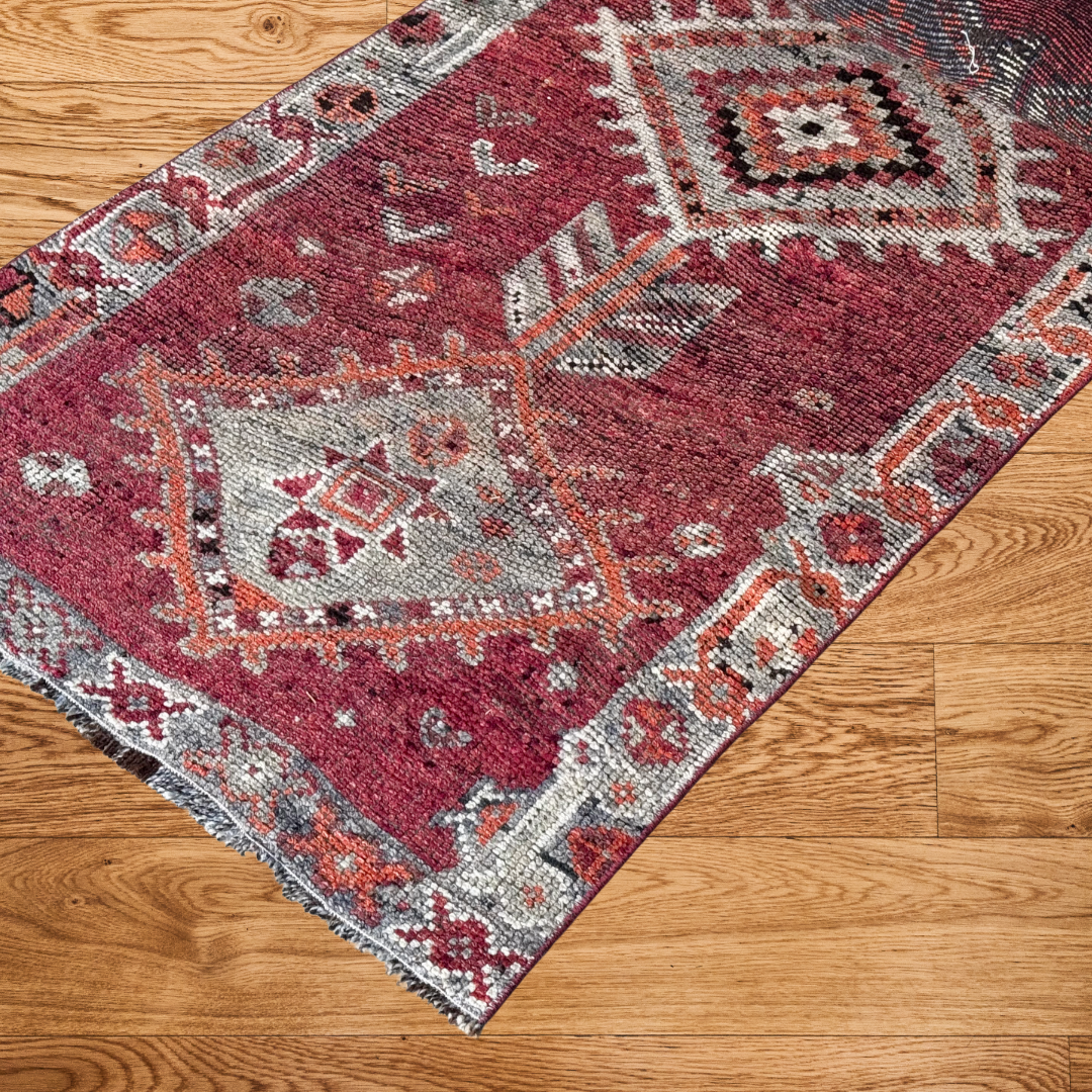 Rhye Vintage Runner