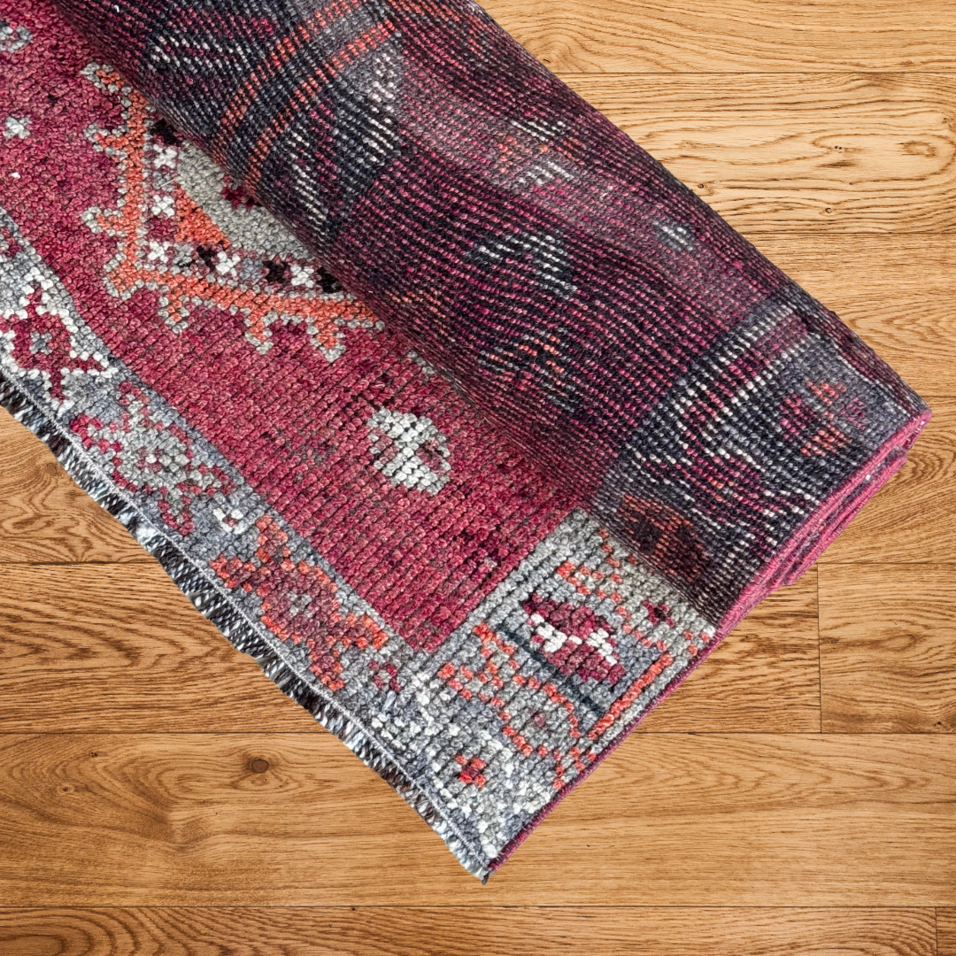 Rhye Vintage Runner