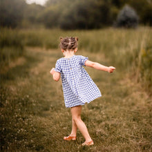 Load image into Gallery viewer, blue and white kid&#39;s gingham short sleeved dress