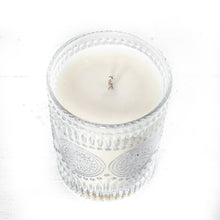 Load image into Gallery viewer, textured clear glass candle