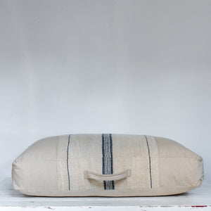The Ancienne Dog Bed