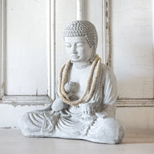Load image into Gallery viewer, Strand of off  white shell beads
