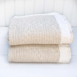natural colored cotton bed cover with white trim
