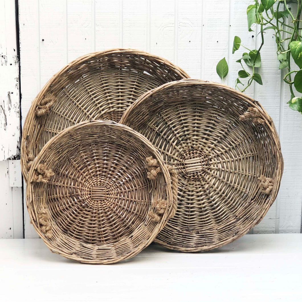 round willow serving tray basket with jute handles
