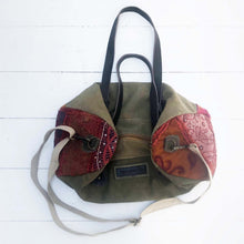Load image into Gallery viewer, Vintage Military Canvas Bags